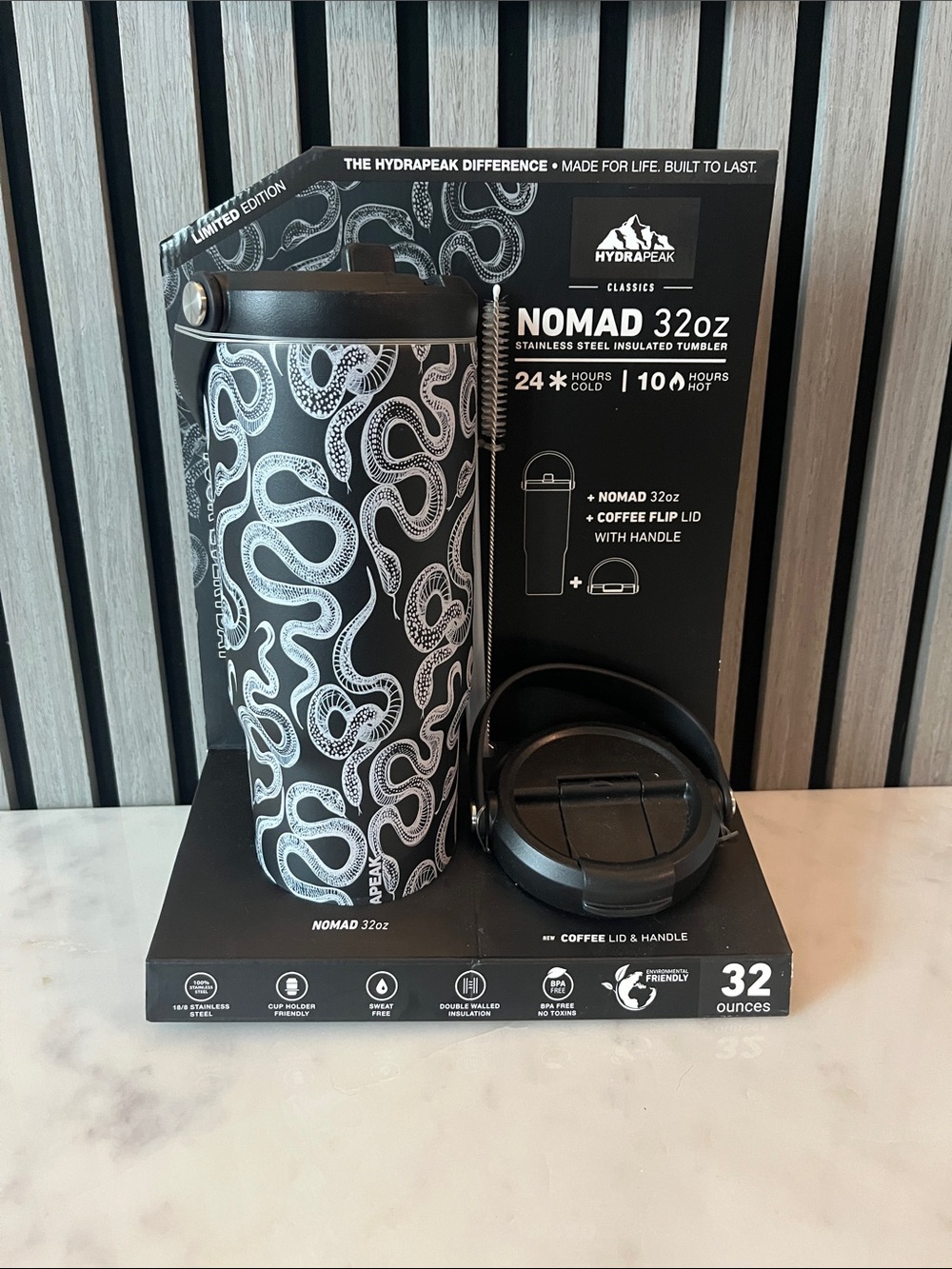 Hydrapeak Snake Nomad 32 oz Tumbler Limited Edition